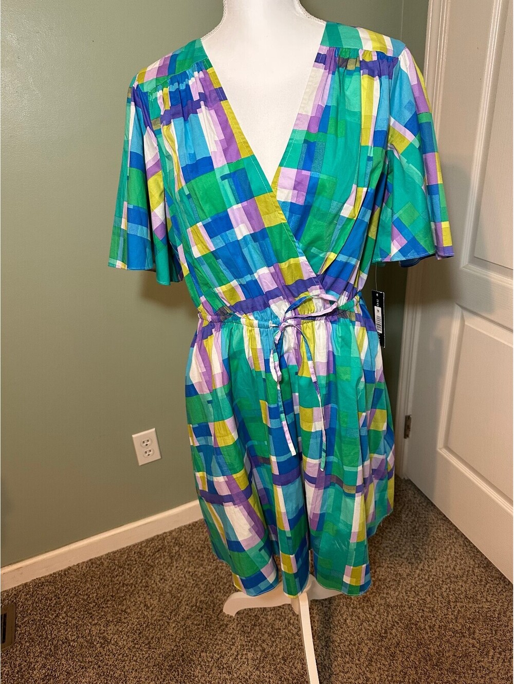 Donna Morgan NWT Geometric Plaid Flutter Sleeve Fit & Flare Wrap Dress Size 16